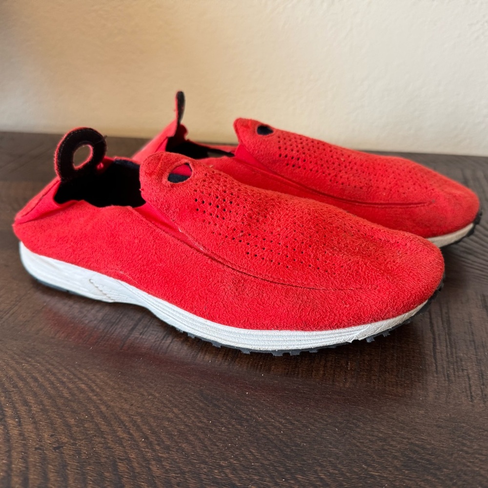 Nike Zoom Red Slip-On Pocket Running‎ Shoes Women’s 8 Suede Athletic Sneakers